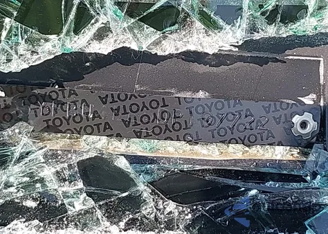 2013 Toyota Corolla S/Le из США, поврежденный, VIN 5YFBU4EE5DP197722